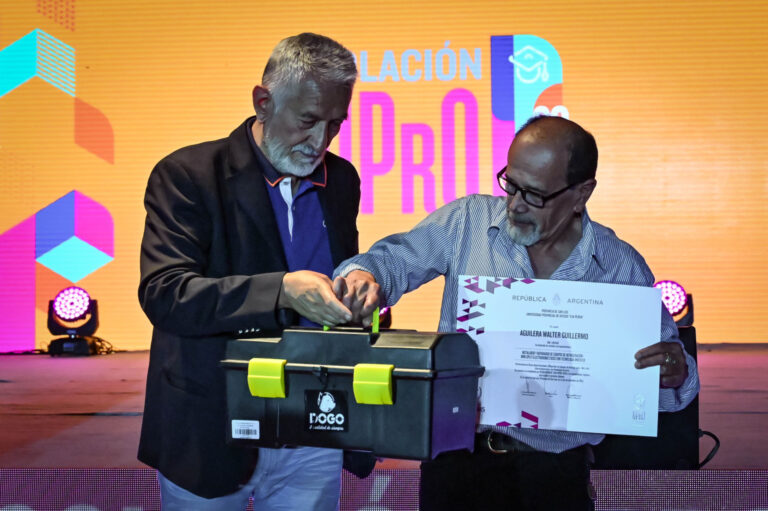 Lee más sobre el artículo La UPrO entregó diplomas a 700 nuevos profesionales de San Luis