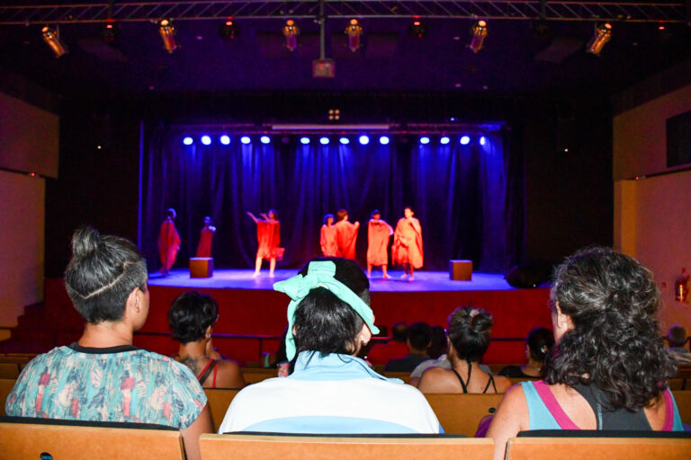 Lee más sobre el artículo El teatro de San Francisco del Monte de Oro se llenó de arte, color y música