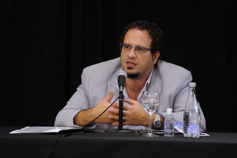 Lee más sobre el artículo Este lunes asume el nuevo ministro de Salud