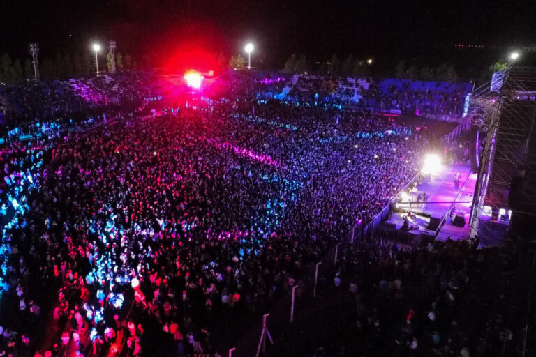 Lee más sobre el artículo Entre folclore y cumbias, el Caldenazo tuvo su primera noche de fiesta