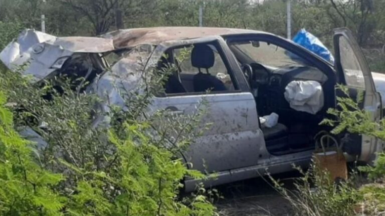 Lee más sobre el artículo Tragedia en Córdoba: una nena de 8 años murió al volcar el auto en el que viajaba con su familia