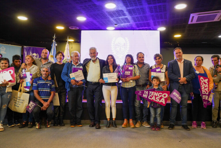 Lee más sobre el artículo Se construirán 980 nuevas casas en San Luis