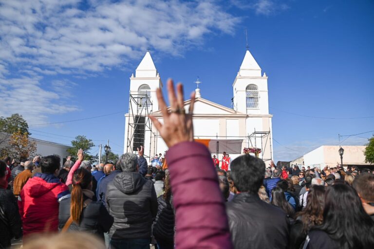 Lee más sobre el artículo Miles de fieles se congregaron en Renca para brindar sus muestras de afecto y adoración