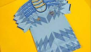 Read more about the article Boca presentó su nueva camiseta alternativa, que será estrenada ante Argentinos