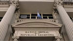 Read more about the article El Banco Central subirá la tasa de los plazo fijo al 97%