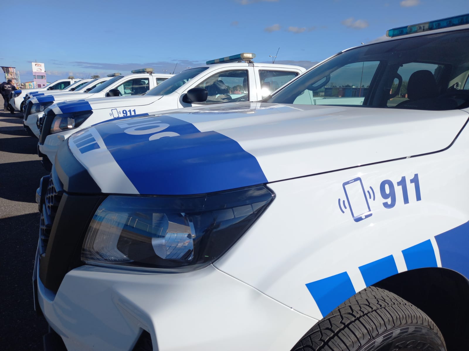 Read more about the article La provincia incorporó 40 móviles policiales para patrullaje barrial