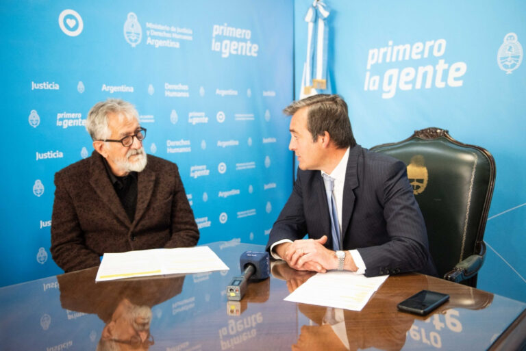 Lee más sobre el artículo El gobernador y el ministro de Justicia y Derechos Humanos de la Nación acordaron la incorporación de la provincia a dos registros nacionales de la cartera