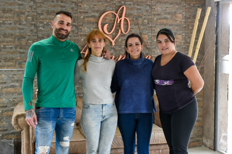 Lee más sobre el artículo Inserción Laboral: el hotel “Amantea” incorporó dos beneficiarias de Inclusión a su equipo de trabajo
