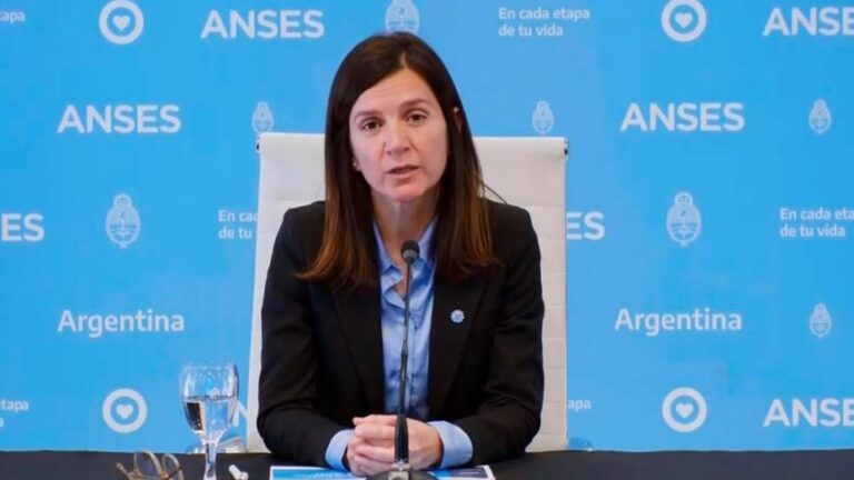 Lee más sobre el artículo Crédito de $400 mil para trabajadores: Raverta confirmó todos los detalles