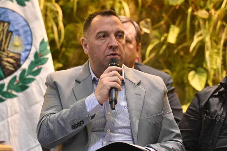Lee más sobre el artículo “Este anuncio redunda en una mejora económica para todos los efectivos policiales de nuestra provincia”