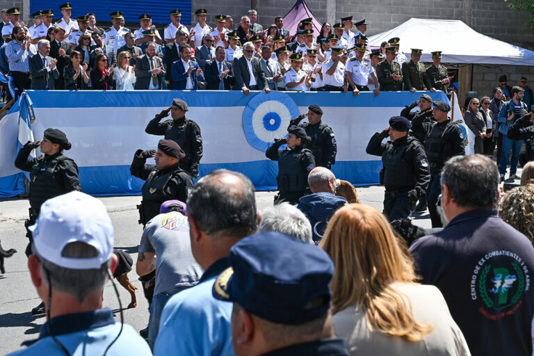 Lee más sobre el artículo El gobernador Alberto Rodríguez Saá encabezó el acto conmemorativo de la creación de la Policía de la Provincia de San Luis