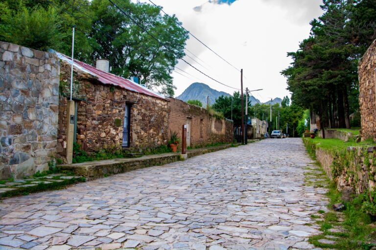 Lee más sobre el artículo La Carolina, belleza certificada y reconocida a nivel mundial