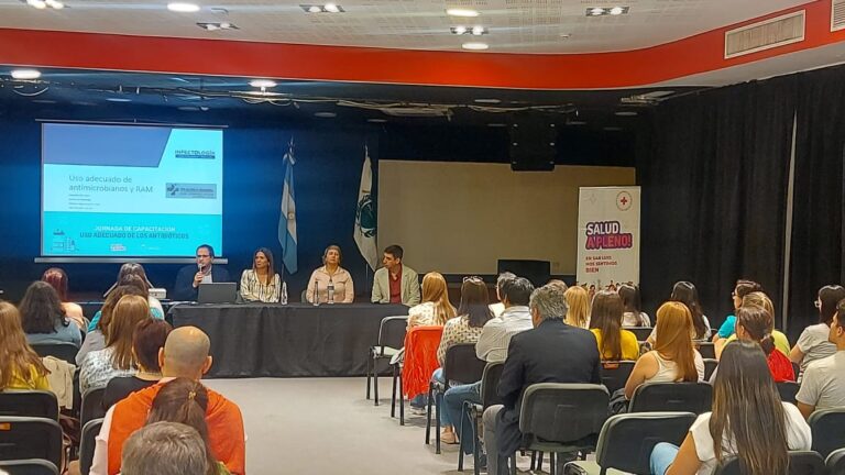 Lee más sobre el artículo Se dictó una capacitación en el uso adecuado de los antibióticos