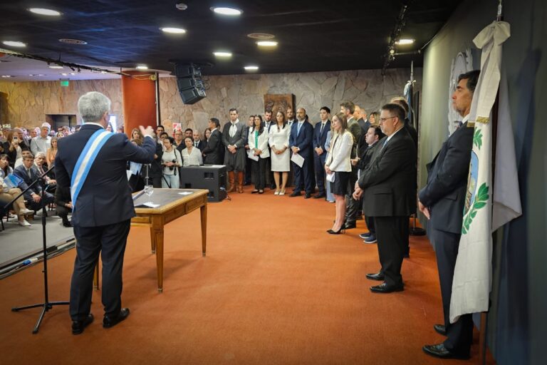 Lee más sobre el artículo El Gobierno envió cartas documento a ex funcionarios de la gestión saliente