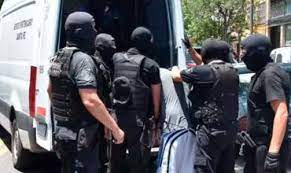 Read more about the article Desalojaron la Comisaría de Rosario donde se fugaron 25 presos
