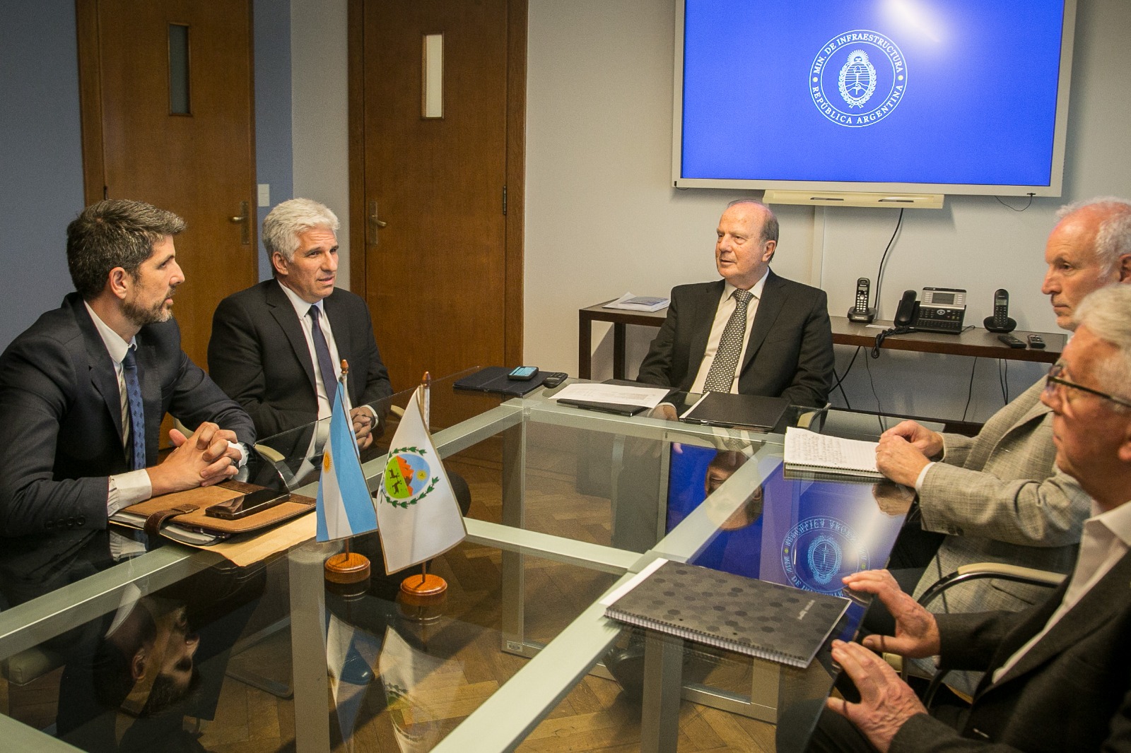 Read more about the article Obras públicas: Poggi se reunió con el Ministro de Infraestructura de la Nación