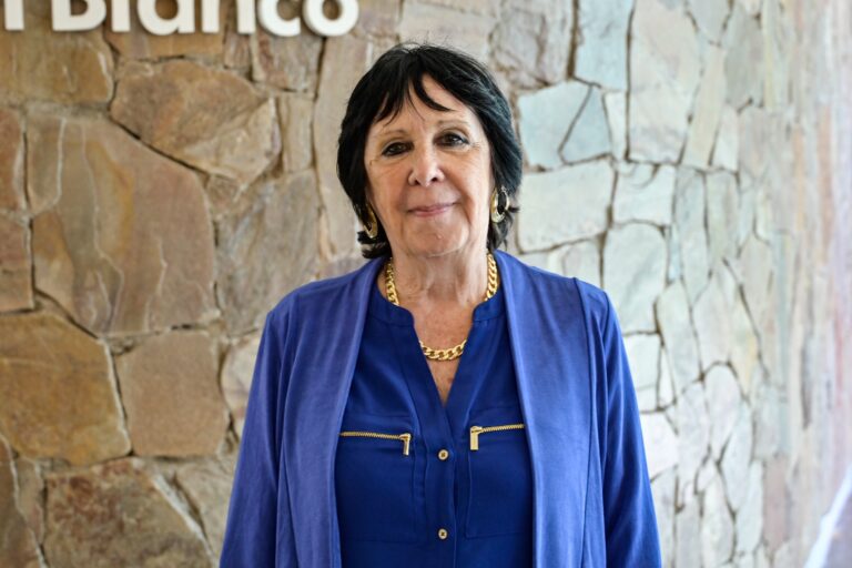Lee más sobre el artículo Ana María Borzone: “Educar es reescribir vidas”