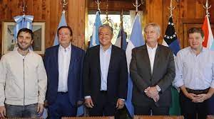 Read more about the article Fuerte advertencia de gobernadores patagónicos al Gobierno: sin recursos no habrá petróleo ni gas