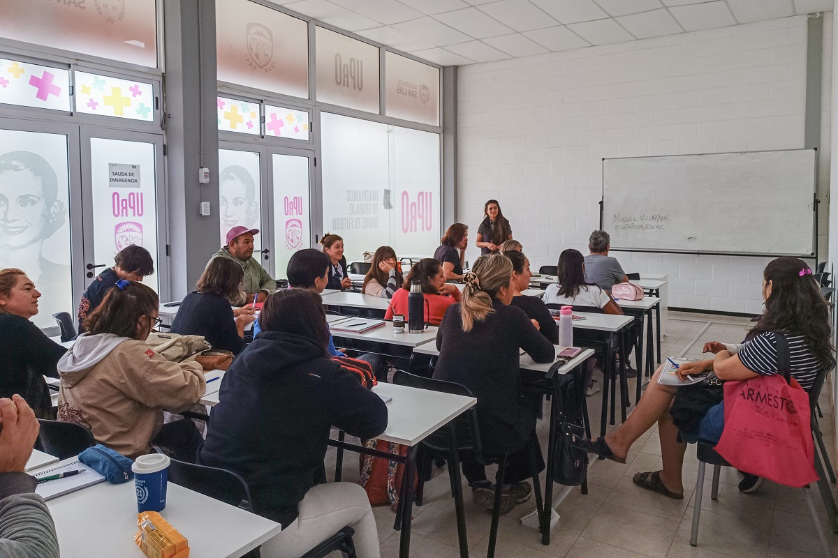 Read more about the article Arranque exitoso del ciclo lectivo en la UPrO con una amplia oferta educativa y más de 2,200 estudiantes