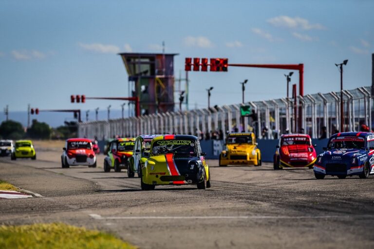 Lee más sobre el artículo Emoción y velocidad en el ‘Rosendo Hernández’ con el Turismo Pista San Luis