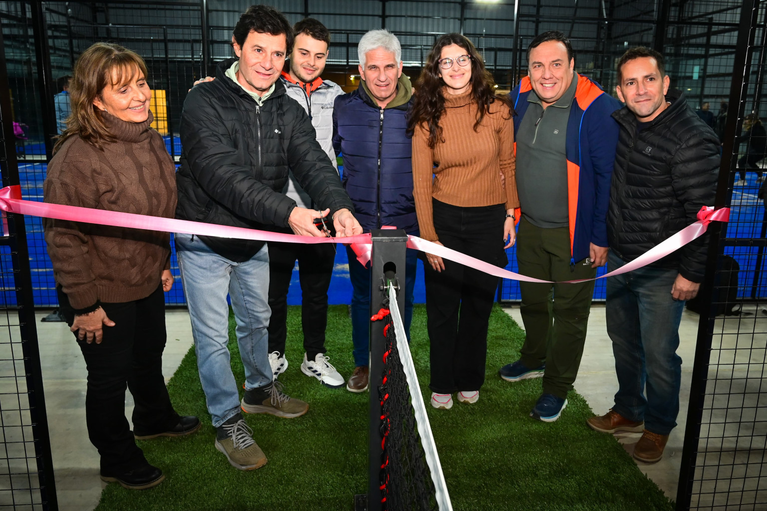 Lee más sobre el artículo El Gobernador celebra la inauguración de dos nuevos emprendimientos deportivos en Juana Koslay: ‘Chacras Padel’ y ‘BLAS Padel Café’