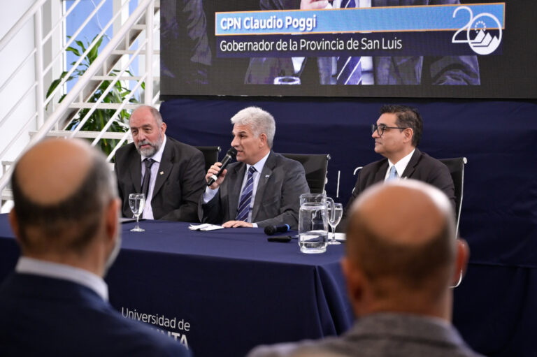 Lee más sobre el artículo El polo tecnológico de la ULP impulsa el crecimiento del sector privado en San Luis