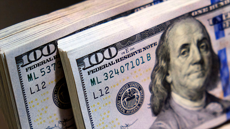 Lee más sobre el artículo El dólar blue pegó un salto de 60 pesos y se acerca a los $1.200