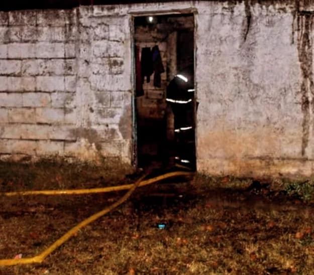 Lee más sobre el artículo Incendio en Villa Mercedes deja dos heridos graves