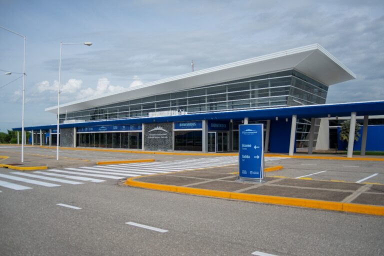Lee más sobre el artículo Suspendida la operatividad del Aeropuerto de San Luis hasta el 11 de junio