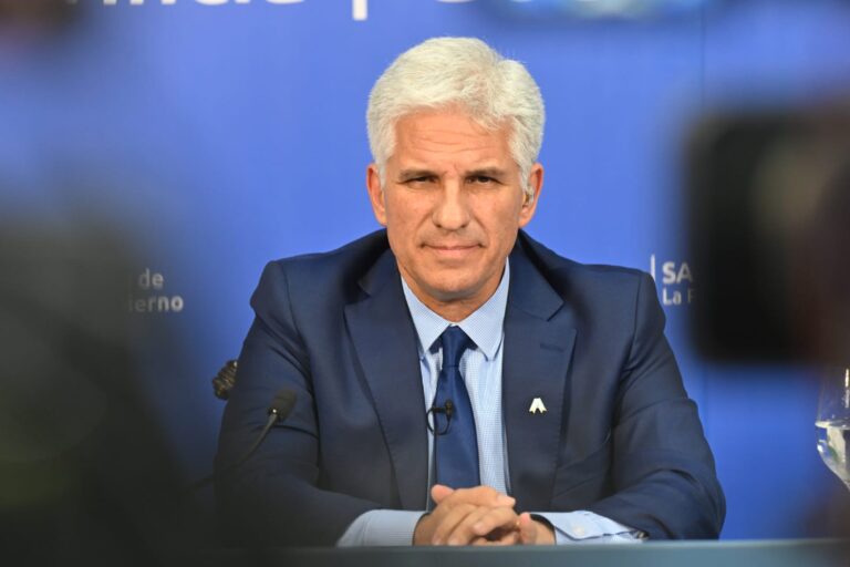 Lee más sobre el artículo El Gobernador Claudio Poggi fue dado de alta hospitalaria