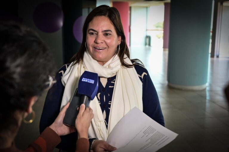 Lee más sobre el artículo Invitan a escuelas de la provincia a participar de los Intercolegiales Culturales