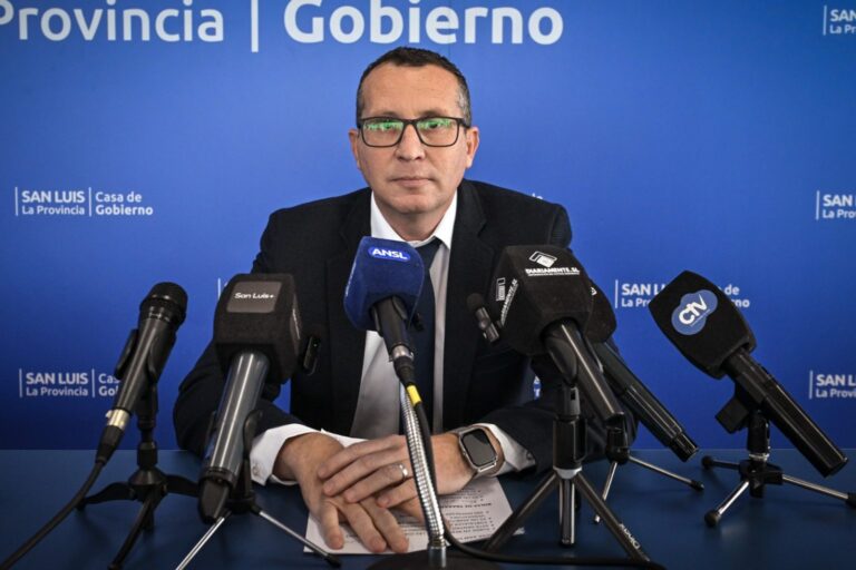 Lee más sobre el artículo Gobierno implementa bolsa de trabajo para el sector privado en San Luis