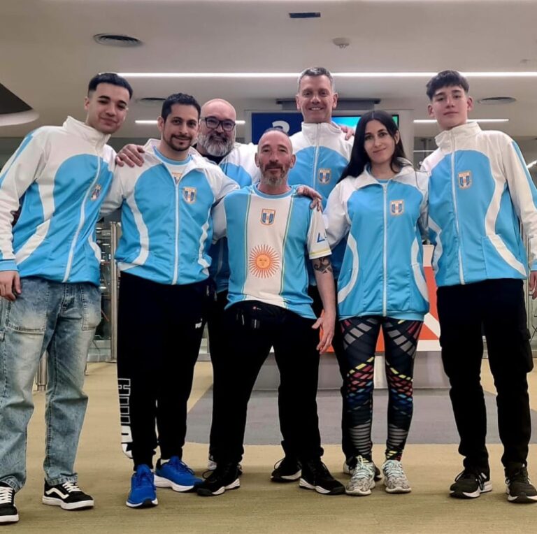 Lee más sobre el artículo Karatecas sanluiseños brillan en el Mundial de México con siete medallas