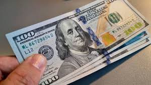 Lee más sobre el artículo El dólar blue volvió a subir y en el mercado lo ven más cerca de los $1.500