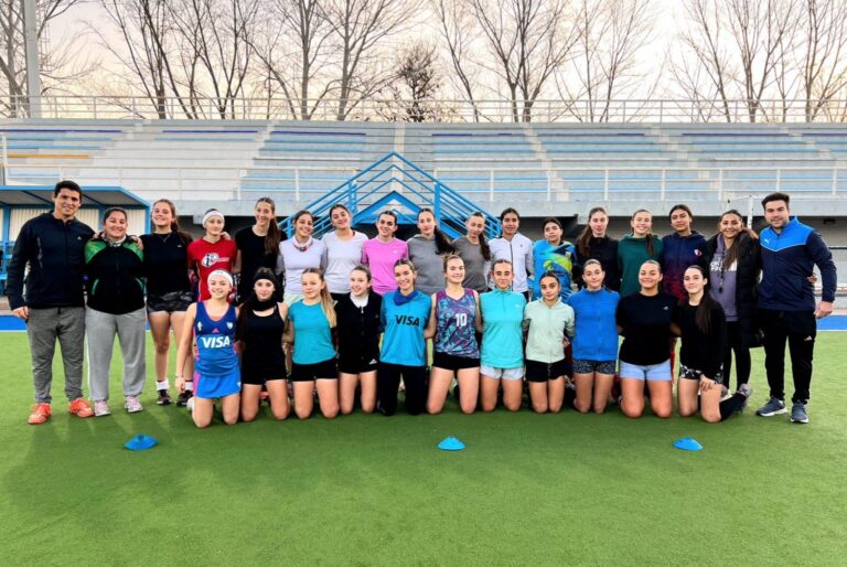 Lee más sobre el artículo Selección Sub-16 de San Luis lista para el Torneo Argentino de Hockey en Santa Fe