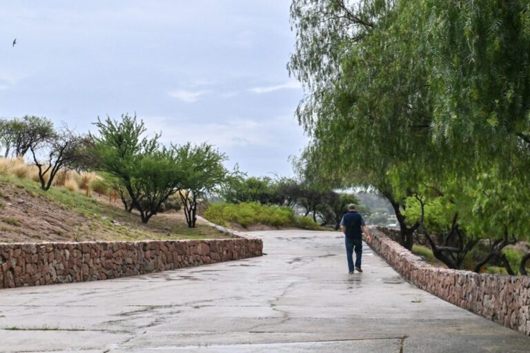 Lee más sobre el artículo La REM renueva la alerta por tormentas para toda la provincia de San Luis