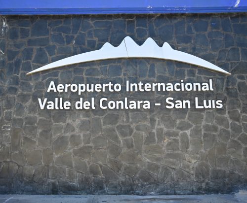 Lee más sobre el artículo Aeropuerto Valle del Conlara: informaron las fechas de los vuelos en febrero