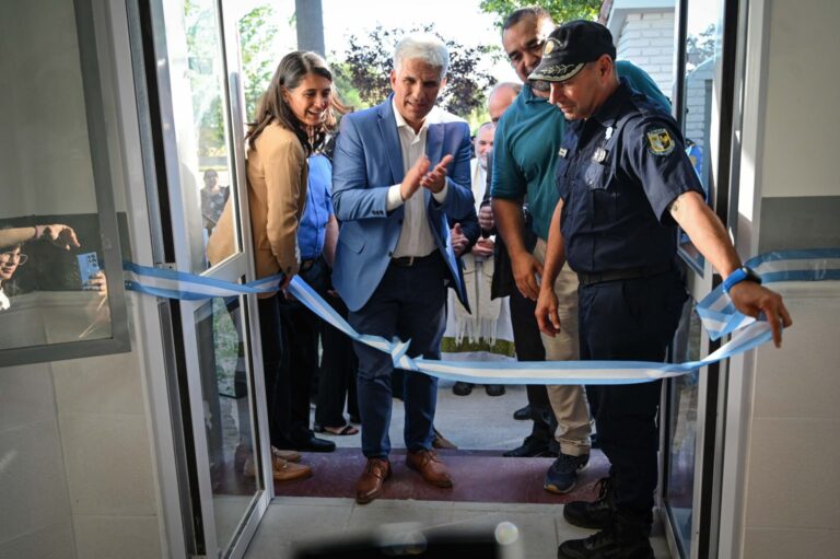 Lee más sobre el artículo Inauguraron la renovada Comisaría N° 11 de Villa Mercedes tras una inversión de $118 millones
