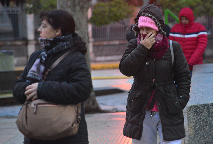 Lee más sobre el artículo La provincia amaneció con temperaturas gélidas y fuertes ráfagas de viento