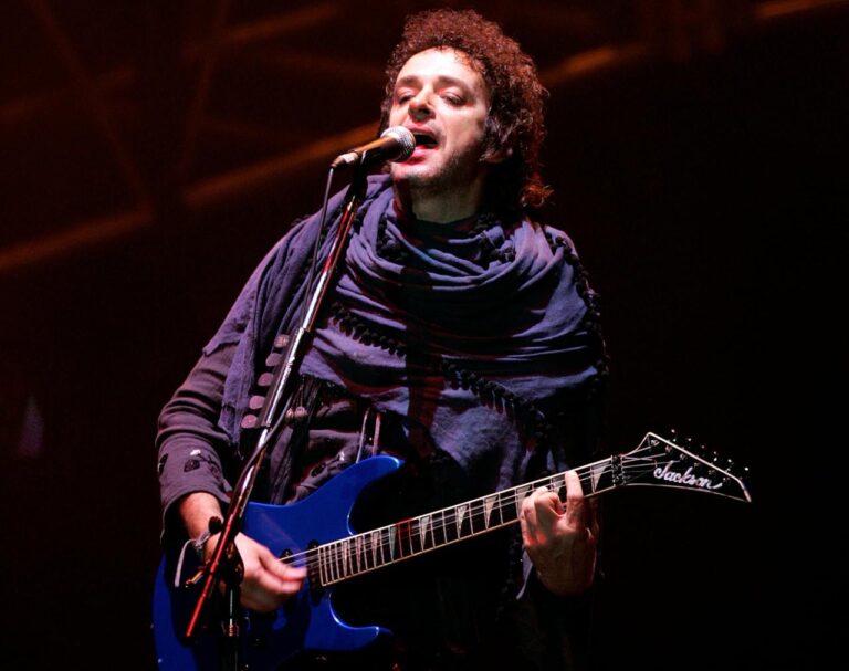 Lee más sobre el artículo Tributo a Soda Stereo: la banda Caníbales se presentará en el Centro Cultural ‘San Francisco’