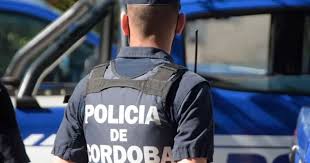 Lee más sobre el artículo Horror en Córdoba: un adolescente peleó con su novia y murió tras arrojarse delante de un camión