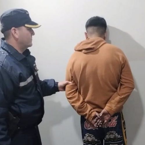 Lee más sobre el artículo Villa Mercedes: la Policía demoró a un hombre que golpeó y amenazó a su pareja con un cuchillo