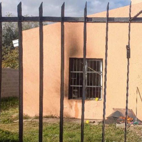 Lee más sobre el artículo San Luis: investigan un presunto ataque intencional tras un incendio en el barrio Solidaridad Sur