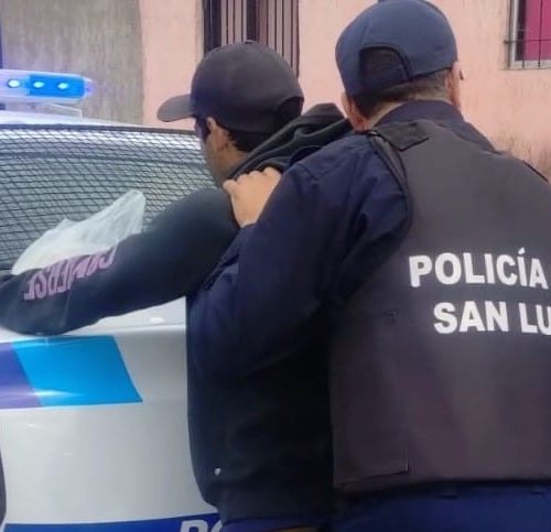 Lee más sobre el artículo Villa Mercedes: un hombre fue demorado tras irrumpir en una vivienda y agredir a otro con un machete
