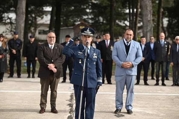 Lee más sobre el artículo Emotiva conmemoración del Día del Soldado Aeronáutico en la V Brigada Aérea