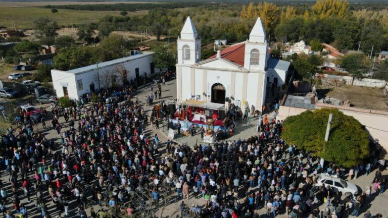 Lee más sobre el artículo Multitudinario encuentro de fe en Renca en honor al Divino Señor del Espino