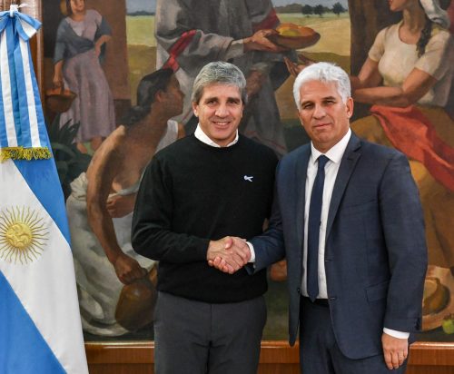 Lee más sobre el artículo Poggi se reunió con el ministro Caputo para impulsar obras hídricas clave en San Luis