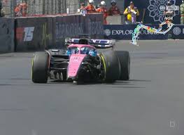 Lee más sobre el artículo Franco Colapinto se salvó de milagro: Gasly chocó a Tsunoda y casi se lo lleva puesto