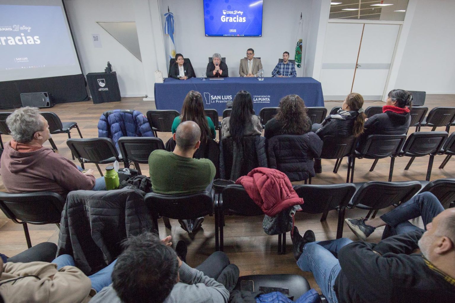 Lee más sobre el artículo La ULP capacitó a su personal en Alzheimer y deterioro cognitivo para mejorar el acompañamiento a personas mayores