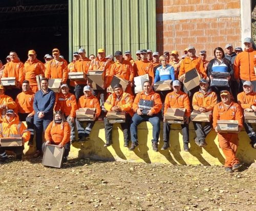 Lee más sobre el artículo Renuevan la indumentaria del personal de Mantenimiento y Señalización Vial en San Luis